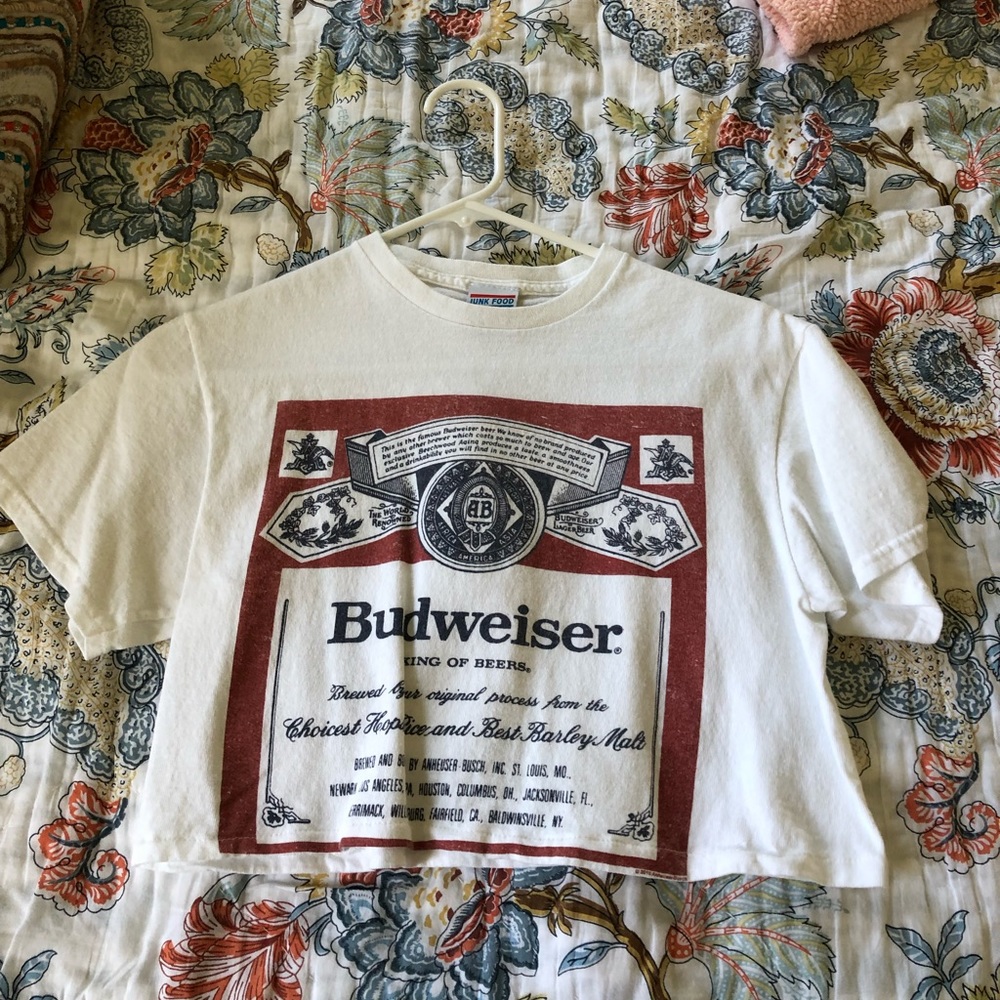 Budweiser top